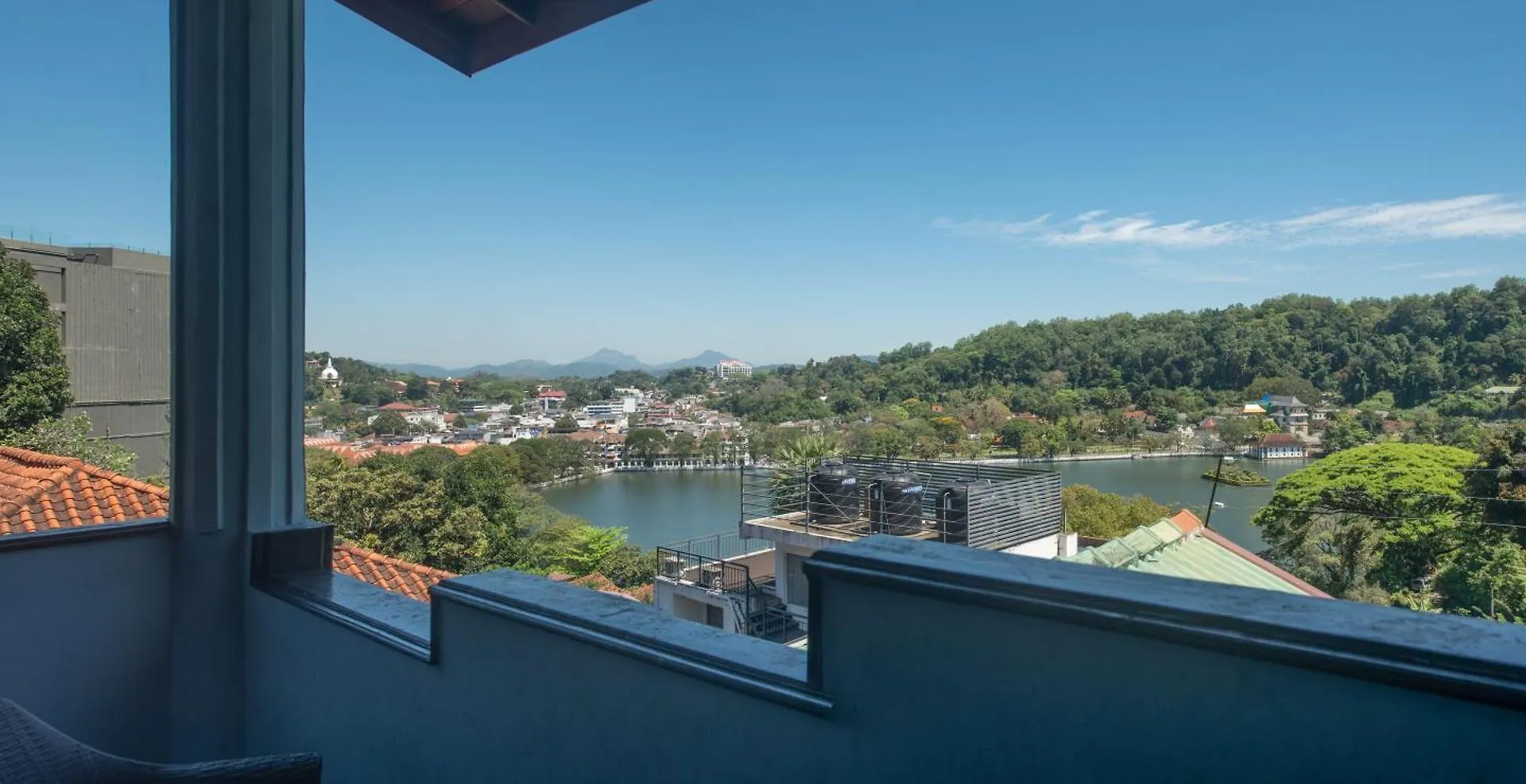 Ceyloni Lake Residency Kandy 2*,