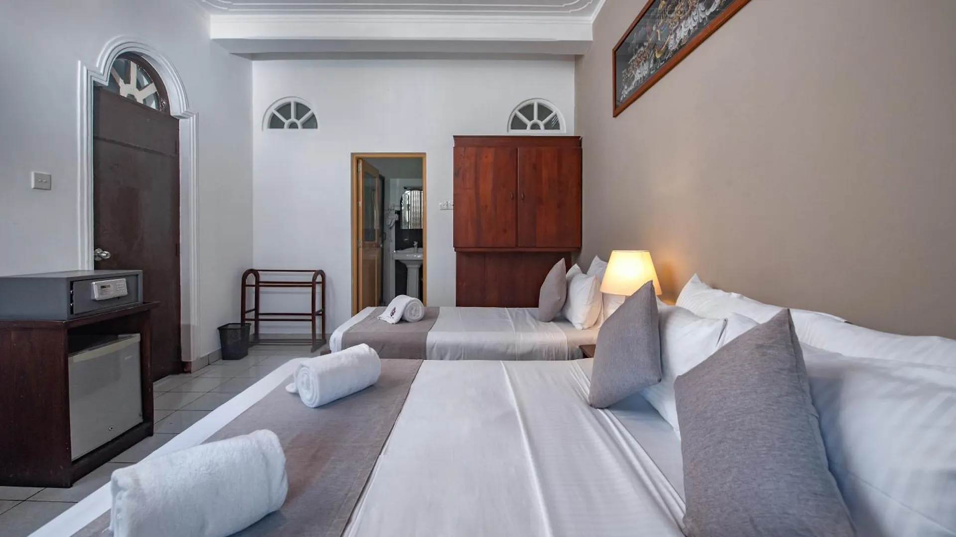 Ceyloni Lake Residency Канди