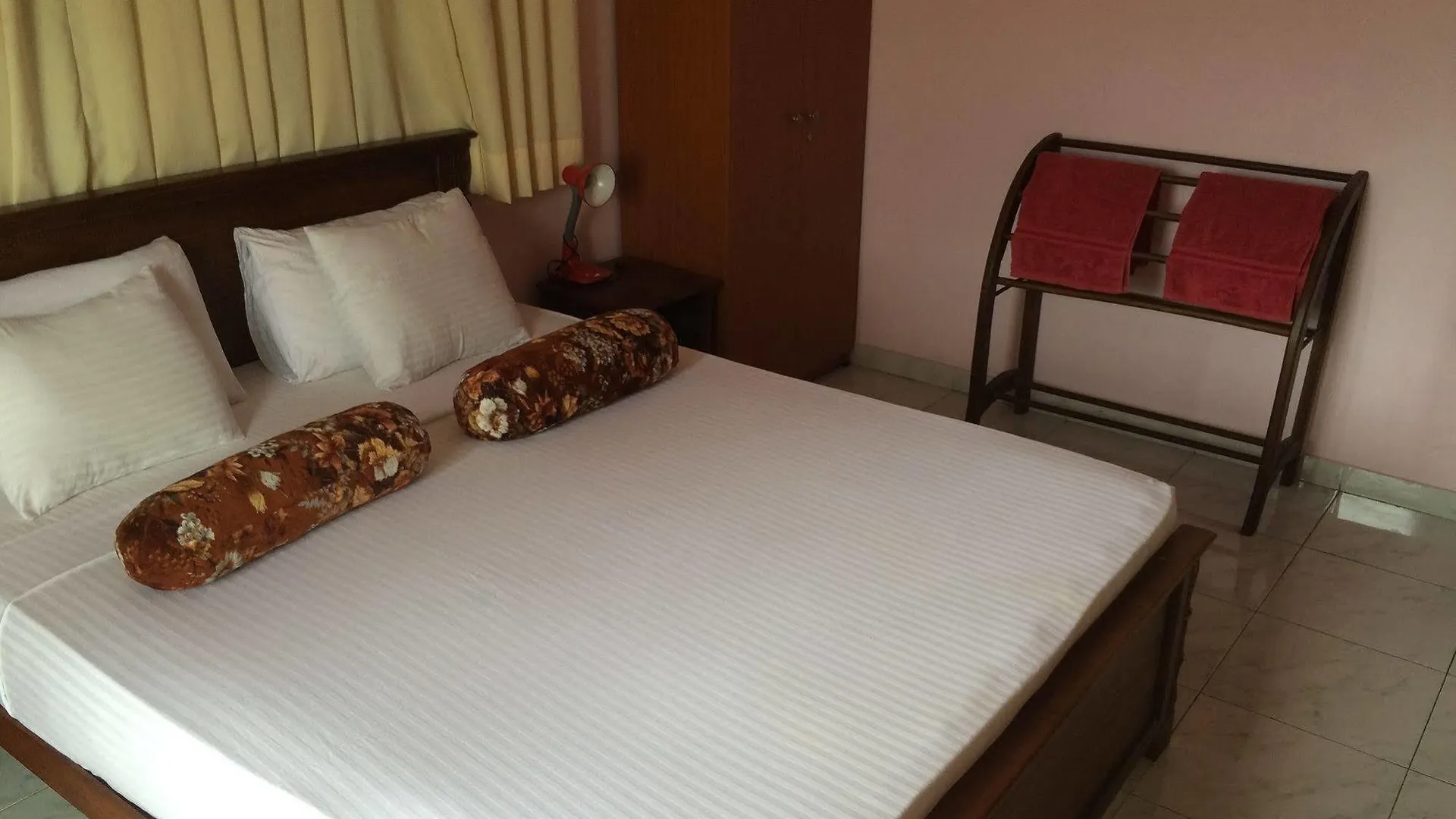 Ceyloni Lake Residency Канди 2*,  Шри-Ланка
