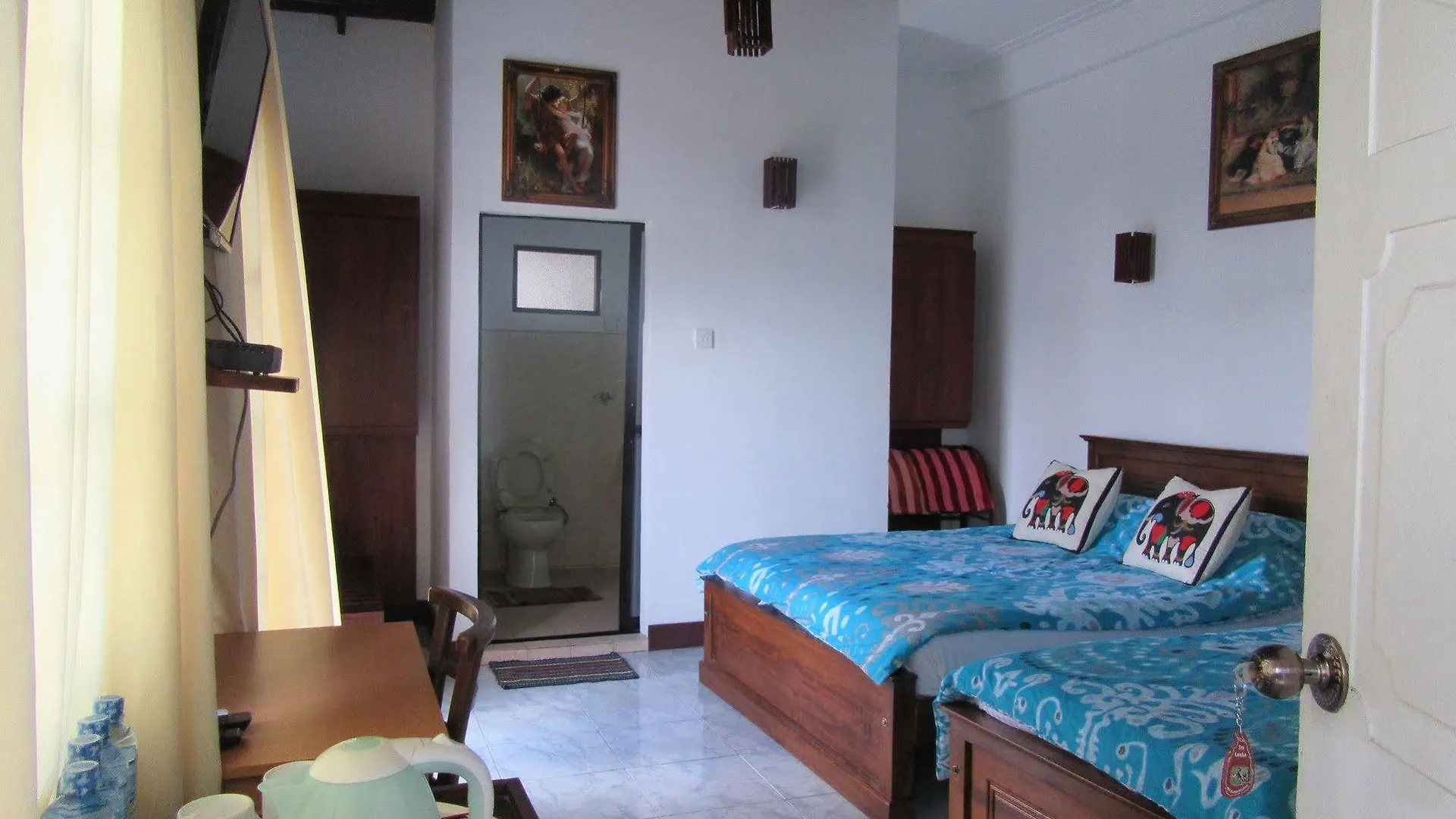 Ceyloni Lake Residency Kandy 2*,